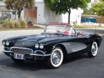 chevrolet-corvette-tuxedo-black-1961.jpg