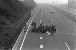picnic-on-highway-during-oil-crisis-in-1973.jpg